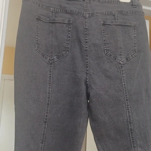 DuJour High Rise Jeans - Picture 7 of 7
